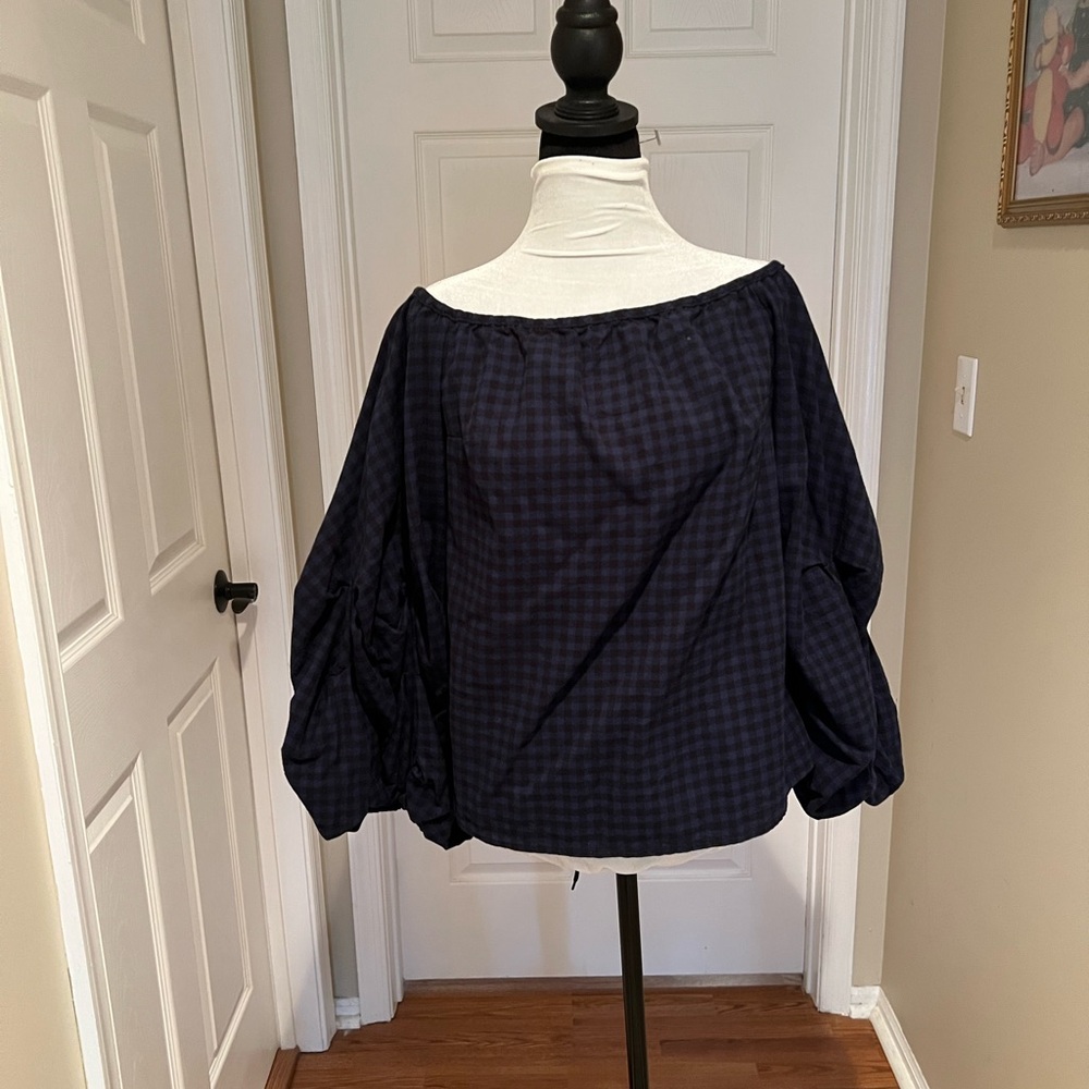 Women's Off-Shoulder Navy Top